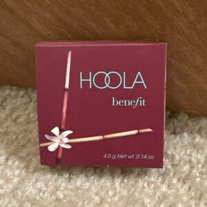 Benefit Hoola Matte Bronzer powder for Face